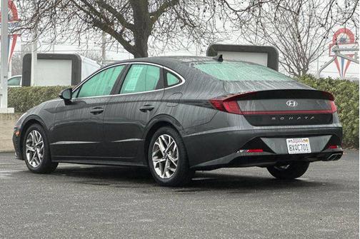 2021 Hyundai SONATA SEL