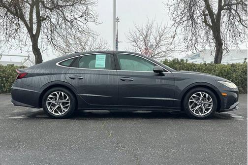 2021 Hyundai SONATA SEL