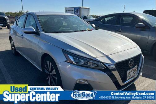 2022 Nissan Altima 2.5 SV