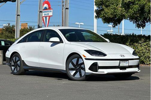 2025 Hyundai IONIQ 6 SE