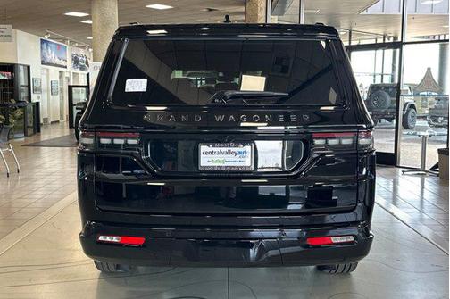2025 Jeep Grand Wagoneer L Obsidian 4x4