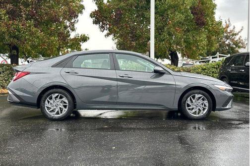 2026 Hyundai ELANTRA HEV Blue