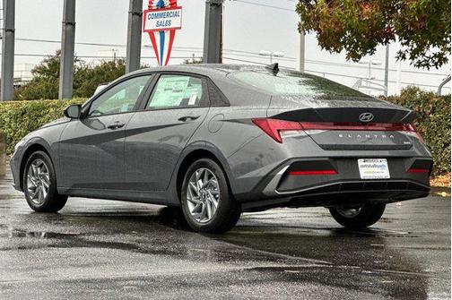 2026 Hyundai ELANTRA HEV Blue