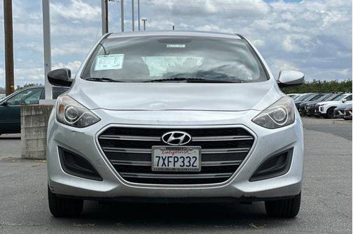 2016 Hyundai Elantra GT Base