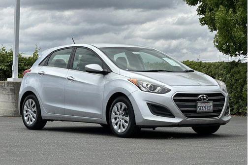 2016 Hyundai Elantra GT Base