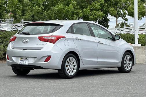 2016 Hyundai Elantra GT Base