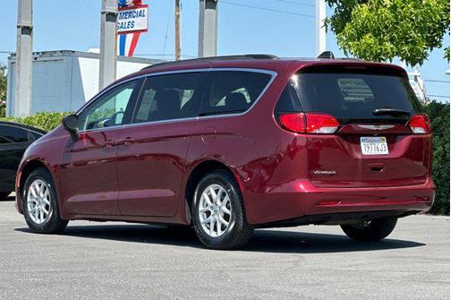 2021 Chrysler Voyager LXI