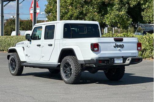 2025 Jeep Gladiator High Tide