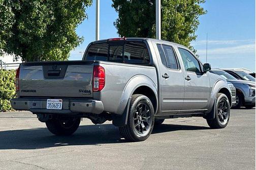 2021 Nissan Frontier SV
