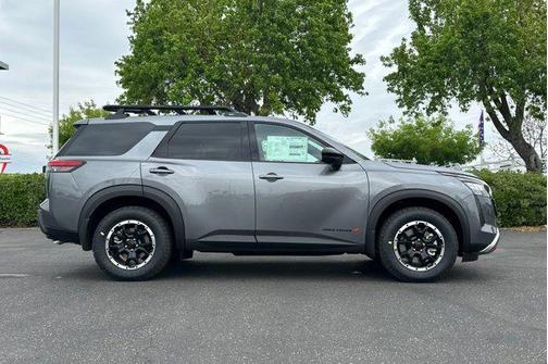 Gun Metallic 2026 Nissan Pathfinder Rock Creek