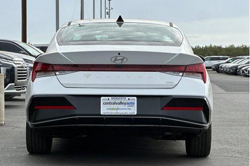 2025 Hyundai ELANTRA HEV Limited
