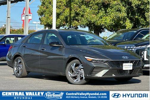 2025 Hyundai ELANTRA HEV SEL Sport