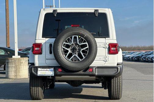 2026 Jeep Wrangler 4-Door Sahara 4x4