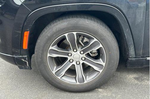 2024 Jeep Grand Wagoneer L 4x4