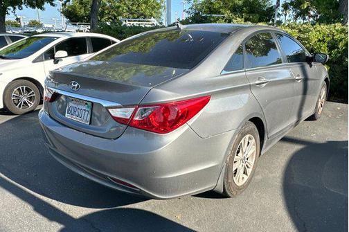 Harbor Gray Metallic 2012 Hyundai SONATA GLS