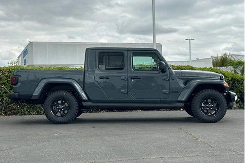 2025 Jeep Gladiator Big Bear