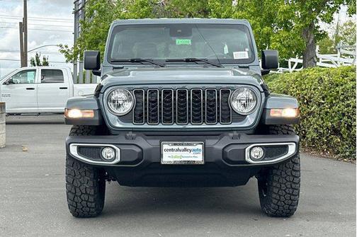 2025 Jeep Gladiator Big Bear