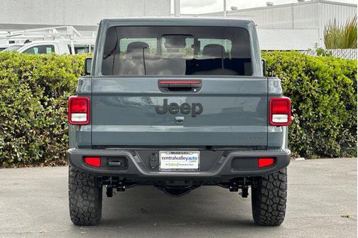 2025 Jeep Gladiator Big Bear
