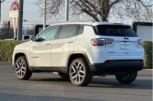 2026 Jeep Compass Latitude