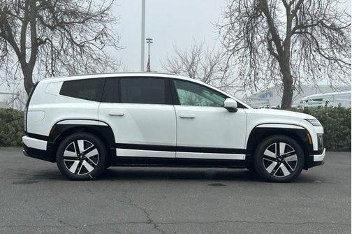 2026 Hyundai IONIQ 9 SEL