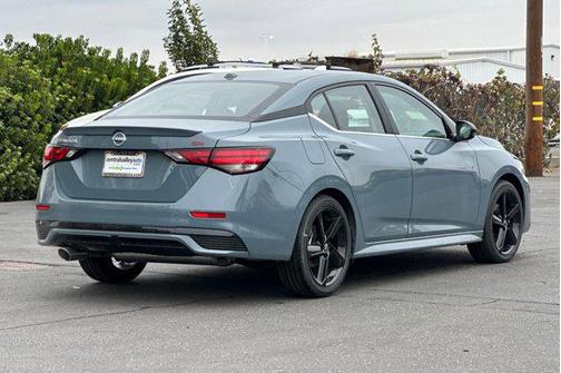 2025 Nissan Sentra SR