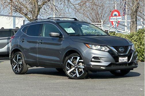 2022 Nissan Rogue Sport SL