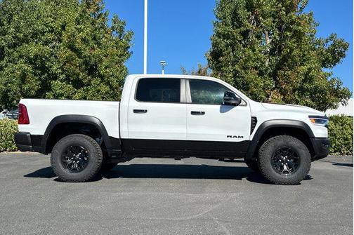 2026 RAM 1500 RHO Crew Cab 4x4 5'7' Box