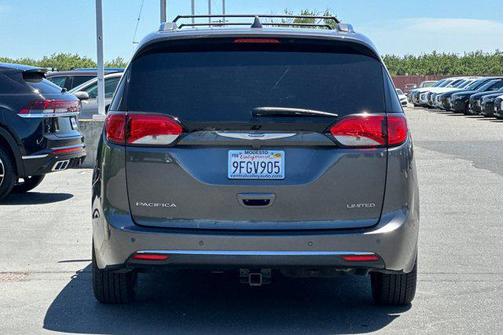 2020 Chrysler Pacifica Limited
