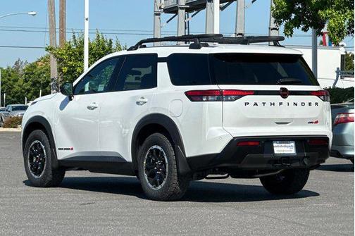Everest White Pearl Tricoat 2026 Nissan Pathfinder Rock Creek
