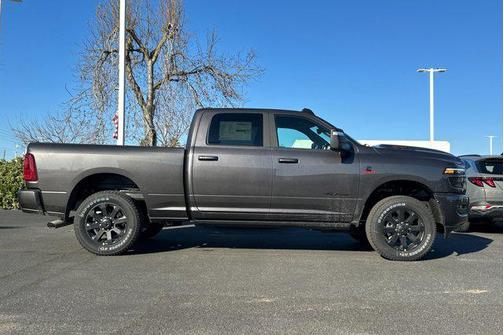 2026 RAM 2500 Laramie Crew Cab 4x4 6'4' Box