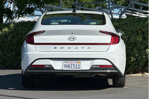 2023 Hyundai SONATA SE