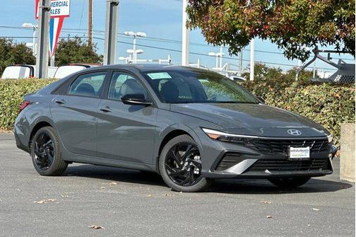 2026 Hyundai ELANTRA Sport