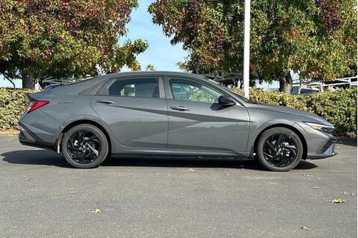 2026 Hyundai ELANTRA Sport