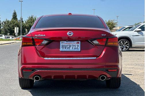 2021 Nissan Altima 2.5 SV