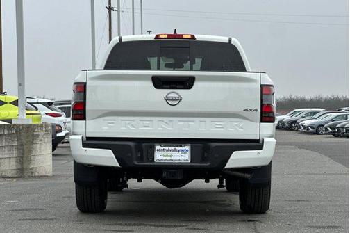 2026 Nissan Frontier SV