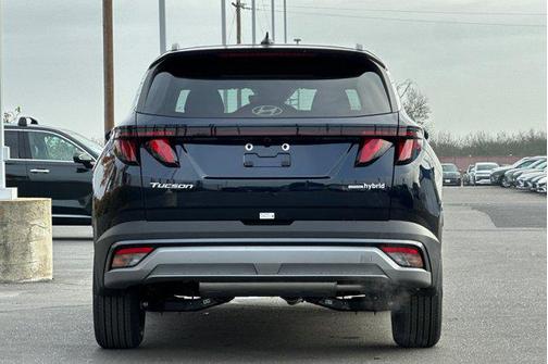 2026 Hyundai TUCSON Hybrid SEL