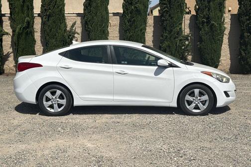 Shimmering White 2013 Hyundai ELANTRA GLS