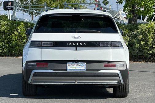 2025 Hyundai IONIQ 5 SEL