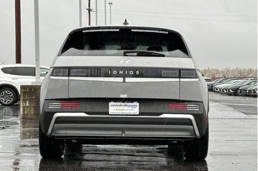 2026 Hyundai IONIQ 5 SE