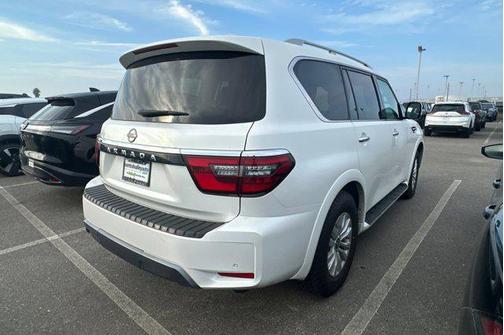 2024 Nissan Armada SV 2WD