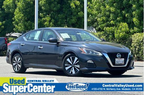 2022 Nissan Altima 2.5 SV