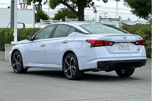 Gray Sky Pearl 2024 Nissan Altima SR Intelligent AWD