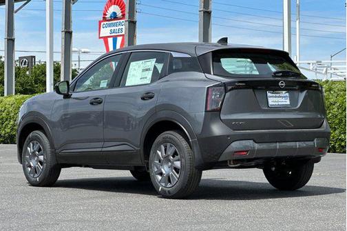 Gun Metallic 2026 Nissan Kicks S