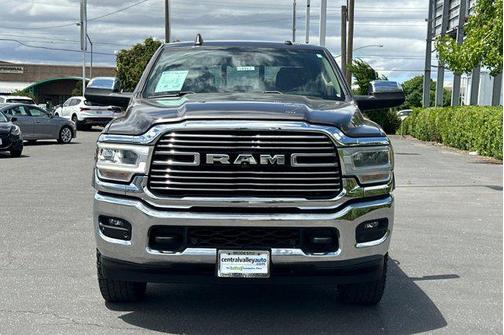 2020 RAM 2500 Laramie Crew Cab 4X4 6'4' Box