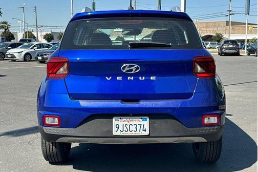 2024 Hyundai VENUE SEL