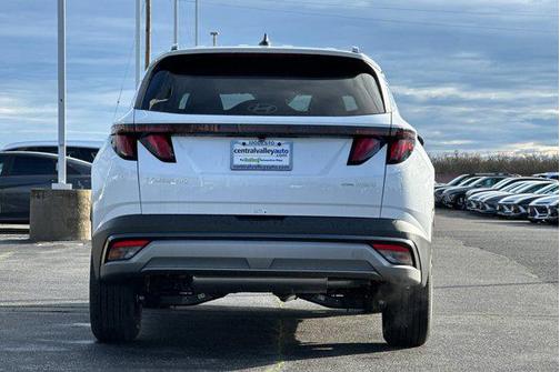 2026 Hyundai TUCSON Hybrid SEL