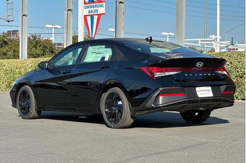 2026 Hyundai ELANTRA Sport