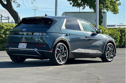 Digital Teal 2023 Hyundai IONIQ 5 SE