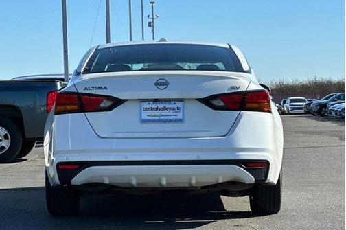 2023 Nissan Altima 2.5 SV