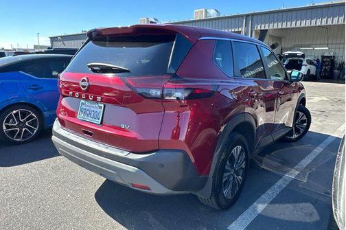 2022 Nissan Rogue SV